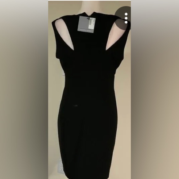 Black crepe sleeveless lined dress in excellent condition. Smoke free home. - Picture 4 of 4
